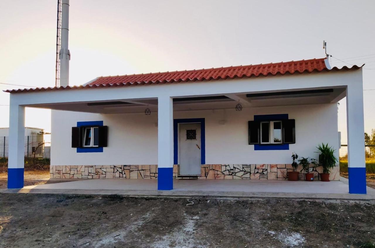 Вилла Cozy Farm House In The Countryside Monte Das Figueiras de Lavre Экстерьер фото